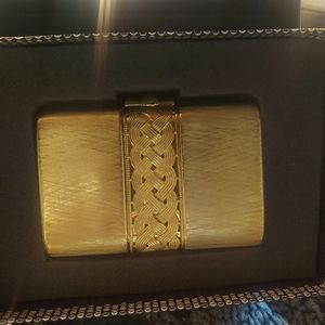 Rodo gold clutch
